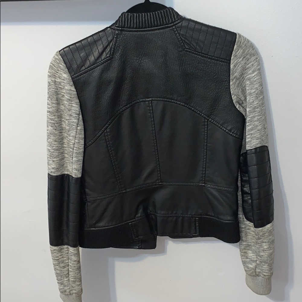 Bomber jacket - Picture 2 of 2